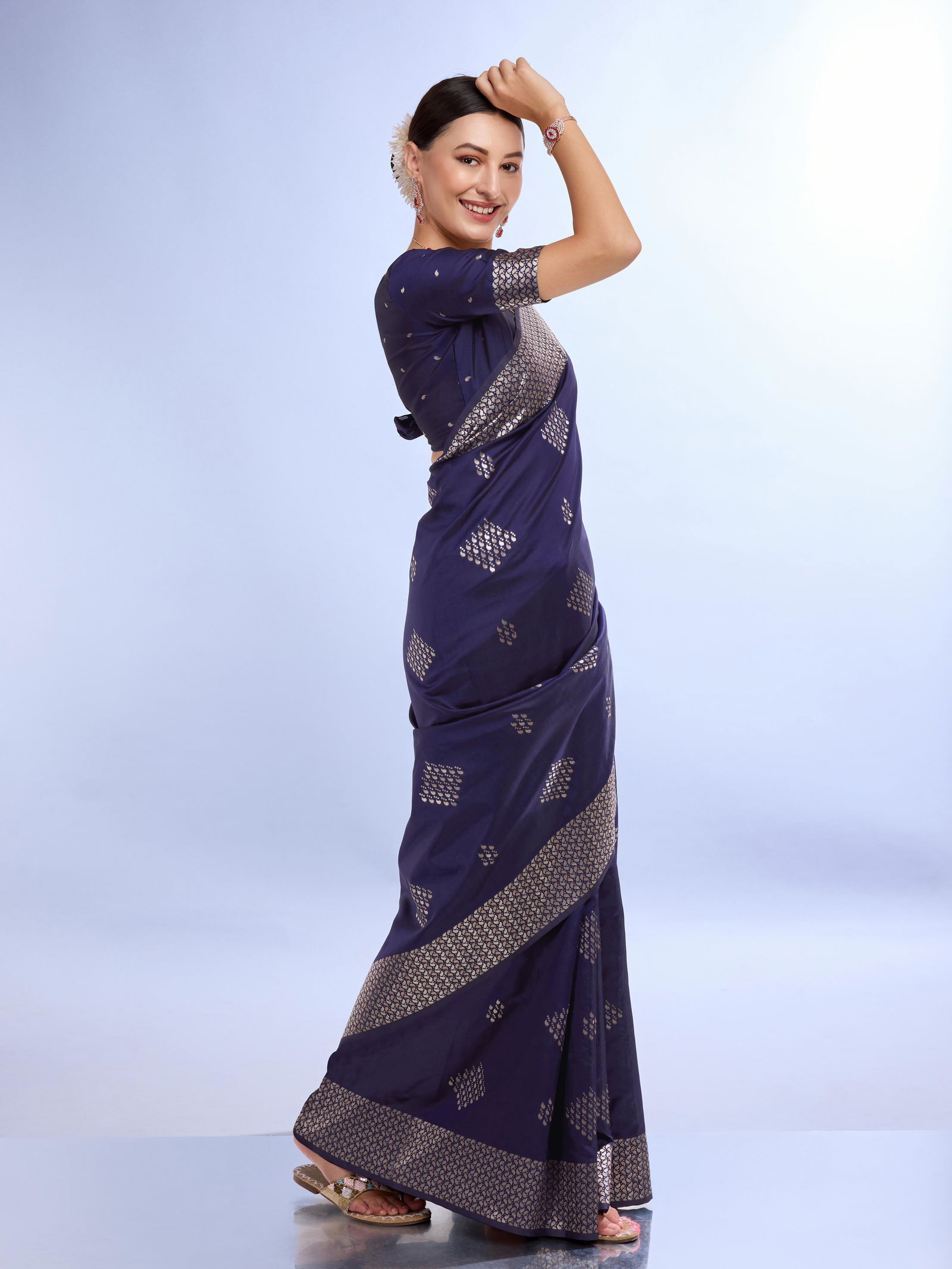 KL Magic 403 Designer Lichi Silk Party Wear Sarees Suppliers In Mumbai